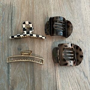 Set of Stylish Hair Clips in Black, White, Gold, and Brown